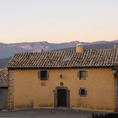 Unduesina אכסניה *